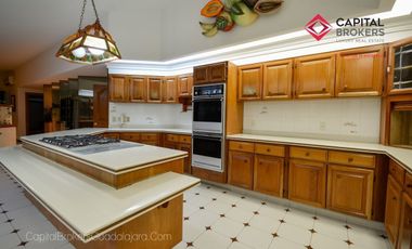 Casa en Venta en Club de Golf Santa Anita Lujo Sur