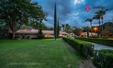 Casa en Venta en Club de Golf Santa Anita Lujo Sur