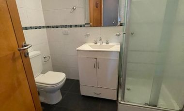 Departamento  de categoría en venta de 4 ambientes con cochera y baulera - Wilde