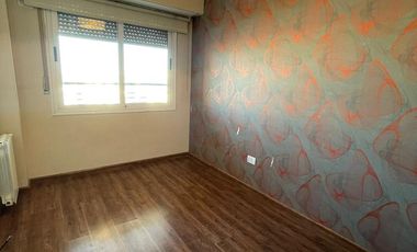 Departamento  de categoría en venta de 4 ambientes con cochera y baulera - Wilde