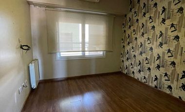 Departamento  de categoría en venta de 4 ambientes con cochera y baulera - Wilde