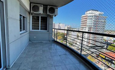 Departamento  de categoría en venta de 4 ambientes con cochera y baulera - Wilde