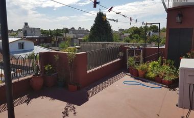 VENTA  - PH Fte 3 amb c/Terraza Propia MUY LIDNO! 2 Cdras. Est. San Andres