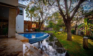 Casa De Lujo con Alberca en Zona Andares Puerta de Hierro Zapopan