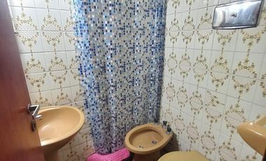 Comodo departamento 2 ambientes excelente ubicacion!!Retasad