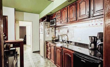 Casa en venta - 7 Dormitorios 4 Baños - Cochera - 400Mts2 - La Plata