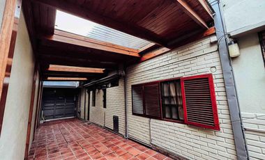 Casa en venta - 7 Dormitorios 4 Baños - Cochera - 400Mts2 - La Plata
