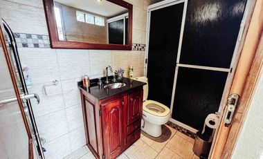 Casa en venta - 7 Dormitorios 4 Baños - Cochera - 400Mts2 - La Plata