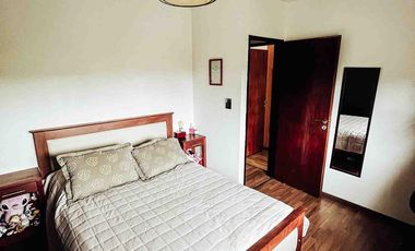Casa en venta - 7 Dormitorios 4 Baños - Cochera - 400Mts2 - La Plata