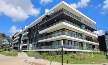 Departamentos de 2 dormitorios en Venta - Greenpark Luxury Condominum, Valle Escondido