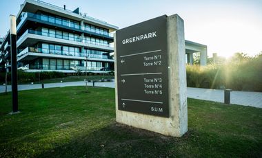Departamentos de 2 dormitorios en Venta - Greenpark Luxury Condominum, Valle Escondido