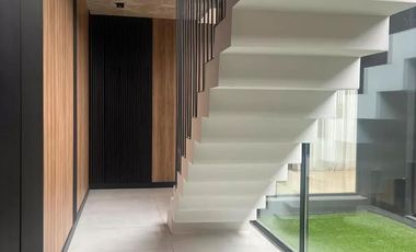 Alquiler de casa 6 ambientes en Canning (Ezeiza)