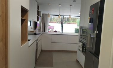 Venta De Apartamento En El Poblado, Medellín
