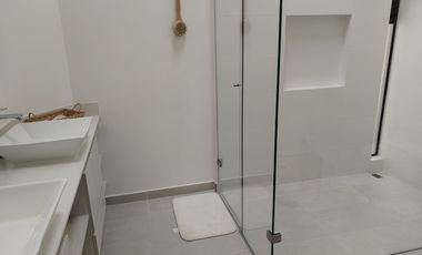Venta De Apartamento En El Poblado, Medellín