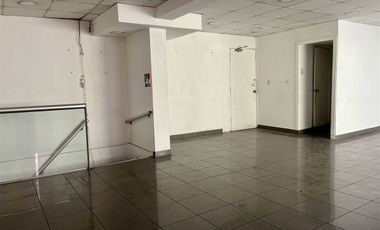 Local Comercial en Arriendo en Agustinas con San Antonio