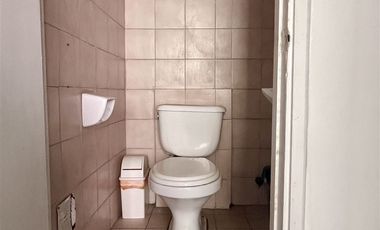 Local Comercial en Arriendo en Agustinas con San Antonio