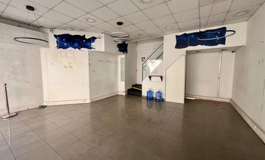 Local Comercial en Arriendo en Agustinas con San Antonio