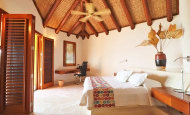 RESIDENCIA EN VENTA ARCANO IXTAPA , ZIHUATANEJO