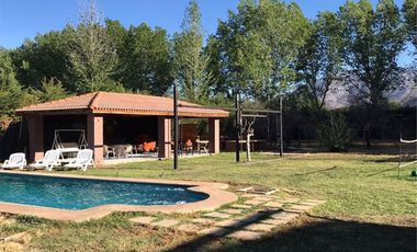 Venta hermosa parcela de agrado en Pirque