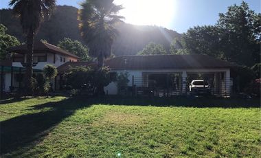Venta hermosa parcela de agrado en Pirque