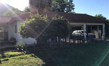 Venta hermosa parcela de agrado en Pirque