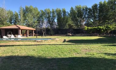 Venta hermosa parcela de agrado en Pirque