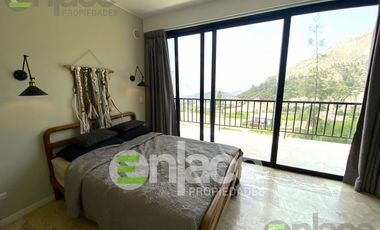 Hermosa casa de Campo a la Venta en Condominio La Quebrada con espectacular vista