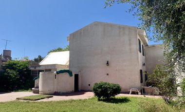 Casa con lote excepcional en zona urbana – Proyección para desarrollos inmobiliarios