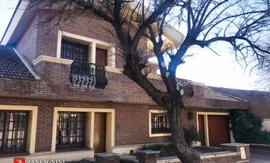 Casa con lote excepcional en zona urbana – Proyección para desarrollos inmobiliarios