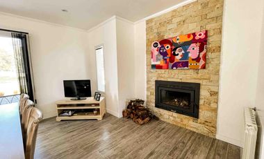 Casa en venta - 3 Dormitorios 3 Baños - Cocheras - 320Mts2 - La Plata