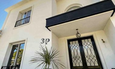 Casa en venta - 3 Dormitorios 3 Baños - Cocheras - 320Mts2 - La Plata