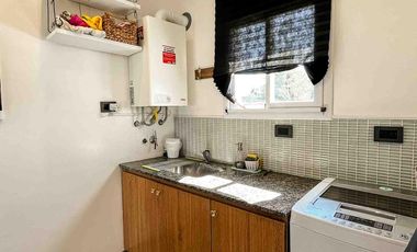 Casa en venta - 3 Dormitorios 3 Baños - Cocheras - 320Mts2 - La Plata