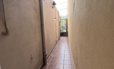 Venta 2 Viviendas de 3 ambientes con Local Comercial Quilmes Oeste- OPORTUNIDAD-GALPON/ DEPOSITO/COMERCIO