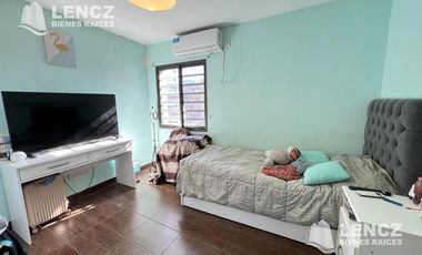 Venta 2 Viviendas de 3 ambientes con Local Comercial Quilmes Oeste- OPORTUNIDAD-GALPON/ DEPOSITO/COMERCIO