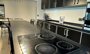 Casa en venta - 4 Dormitorios 4 Baños - 880Mts2 - San Vicente