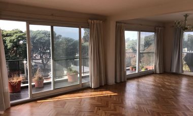 DEPARTAMENTO - VENTA CENTRO DE SAN ISIDRO 4 AMB. COCHERA Y PILETA