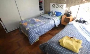 Casa en venta - 2 Dormitorios 2 Baños - Cochera - 300Mts2 - Berazategui