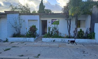 Casa Zona Escuela Hogar