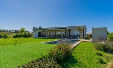 Casa 4 amb La Cercania