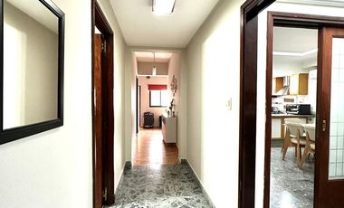 Casa en  hermosa zona de Lanus