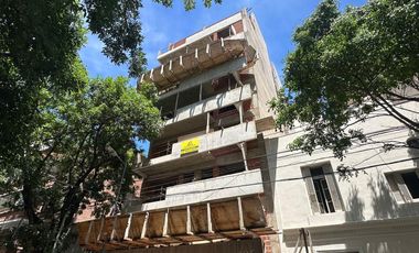 Venta en Pozo  - Departamento 3 ambientes de categoría -  Riglos al 400 - Caballito