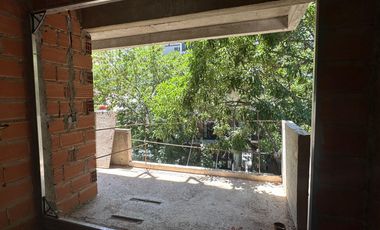 Venta en Pozo  - Departamento 3 ambientes de categoría -  Riglos al 400 - Caballito