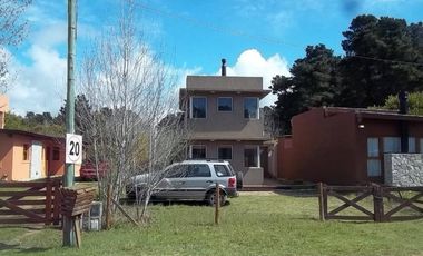Departamento en venta - 2 Dormitorios 2 Baños - Cochera - 400Mts2 - Mar Azul