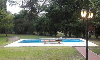Quinta en Guernica con Pileta, parrilla, temporada vacaciones, alquiler