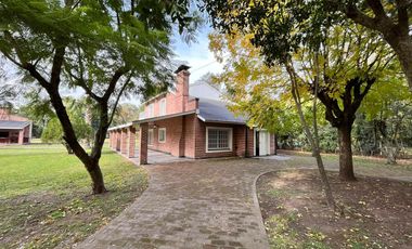 Quinta en Guernica con Pileta, parrilla, temporada vacaciones, alquiler