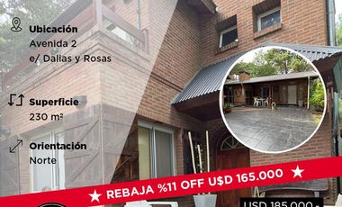 Casa con 2uf. en Costa del Este - Avenida 2 entre Dalias y Rosas