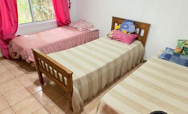 Casa con 2uf. en Costa del Este - Avenida 2 entre Dalias y Rosas