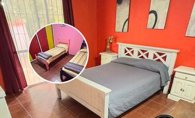 Casa con 2uf. en Costa del Este - Avenida 2 entre Dalias y Rosas
