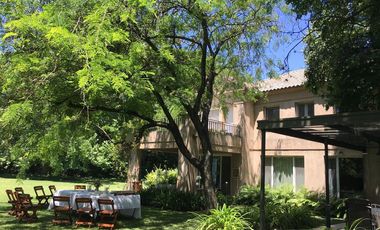 Muy Buena Casa - Venta- la Horqueta- Lomas de San Isidro