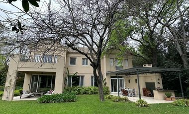 Muy Buena Casa - Venta- la Horqueta- Lomas de San Isidro